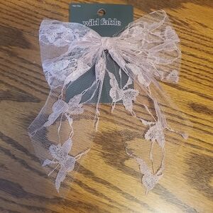 Wild Fable Lavender Lace Bow Hair Clip